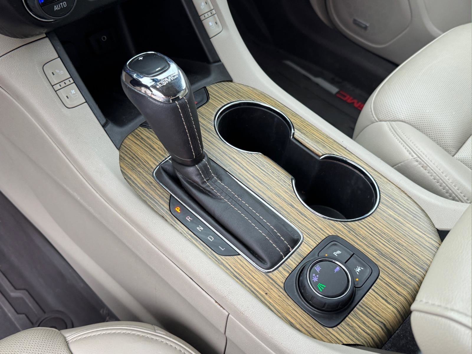 Used 2019 GMC Acadia Denali image 23