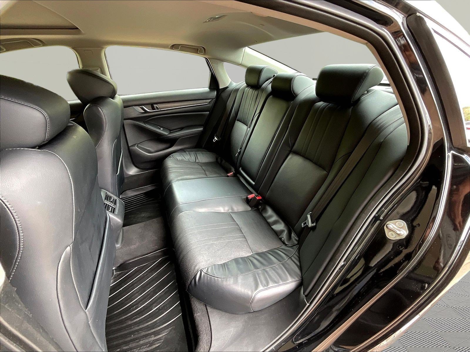 Used 2018 Honda Accord EX-L image 22