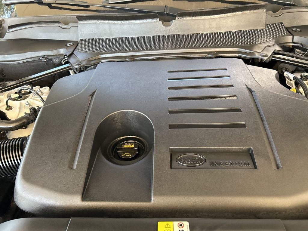 Used 2022 Land Rover Range Rover Westminster Edition image 14