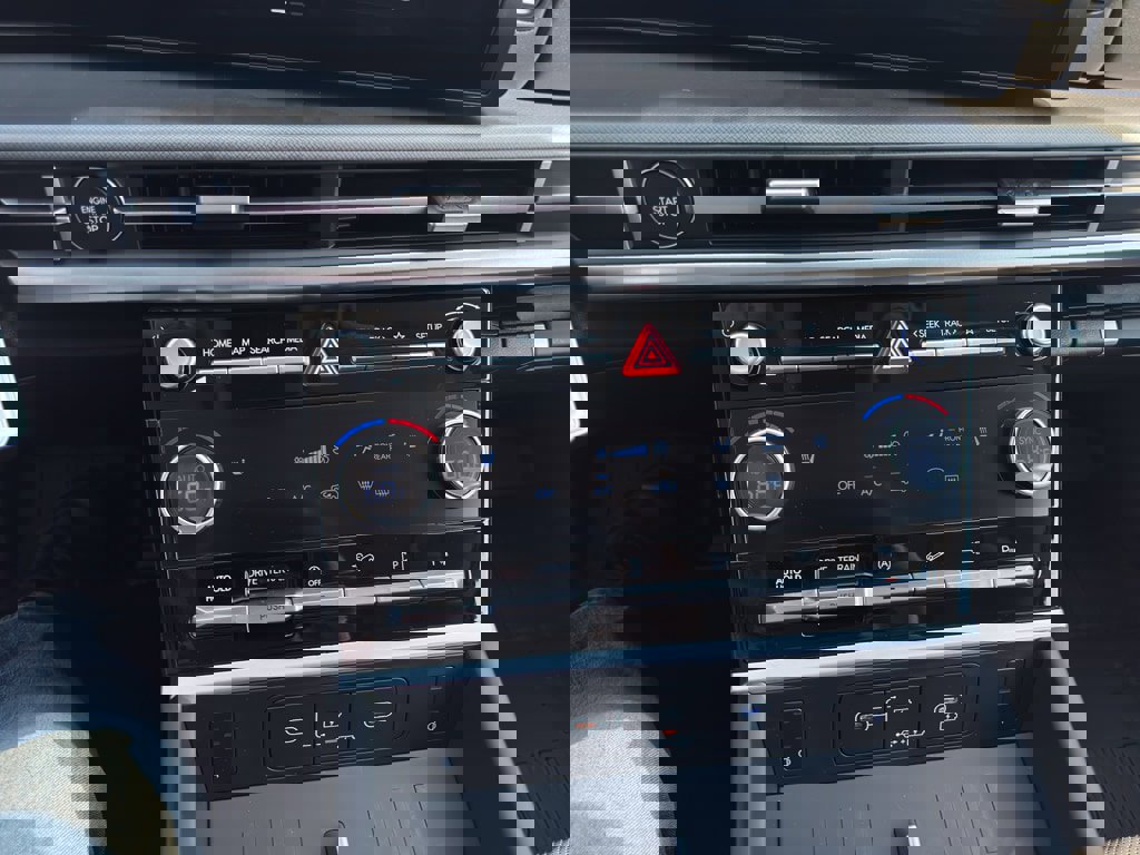 New 2026 Hyundai Santa Fe XRT image 11