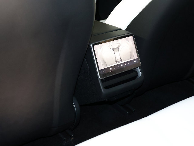 Used 2024 Tesla Model 3 Performance AWD/4WD image 15
