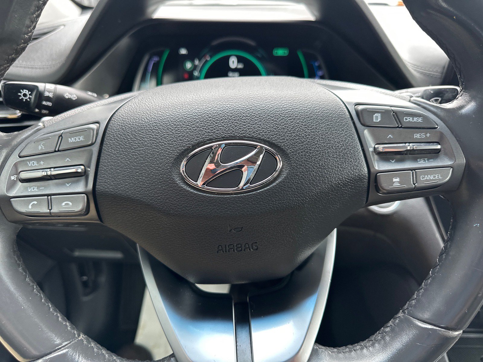 Used 2021 Hyundai Ioniq SEL FWD image 22