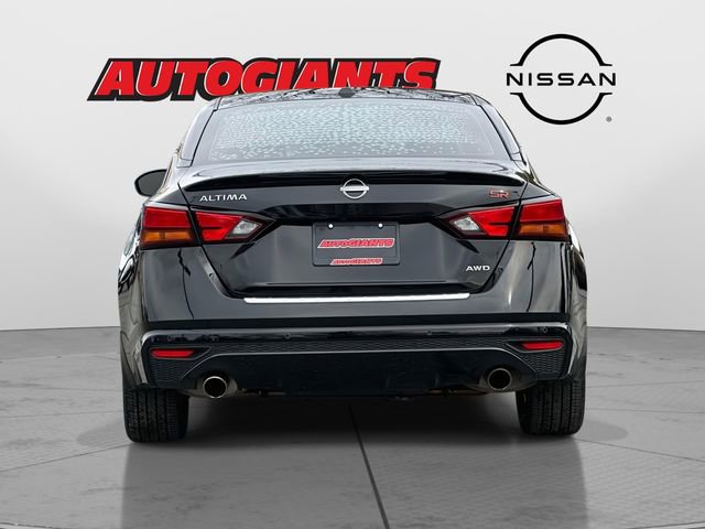 Used 2023 Nissan Altima 2.5 SR w/ SR Premium Package image 4