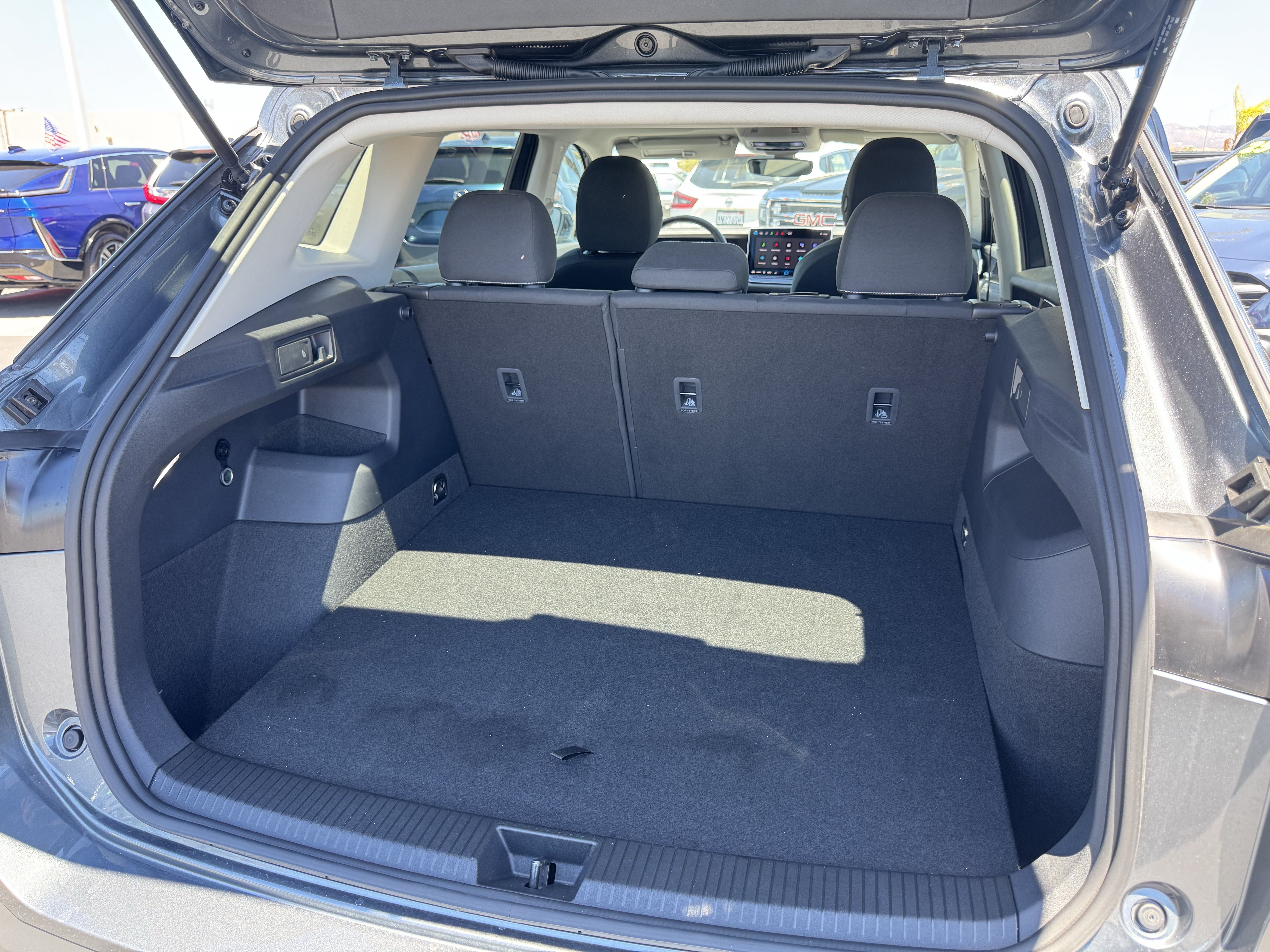 Used 2026 Volkswagen Tiguan S FWD image 35