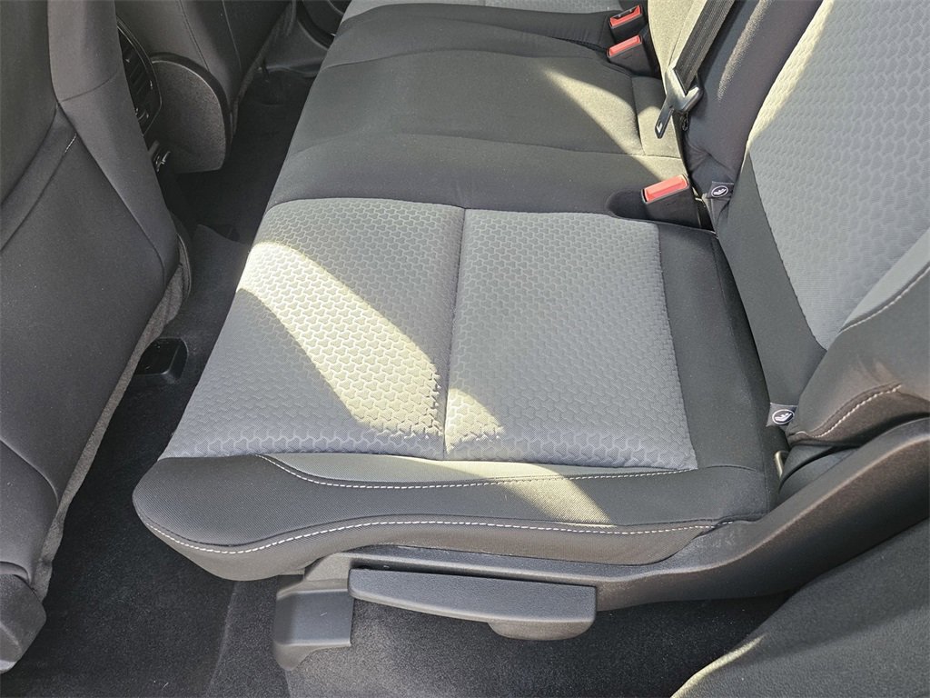 Used 2019 Ford Escape SE image 25