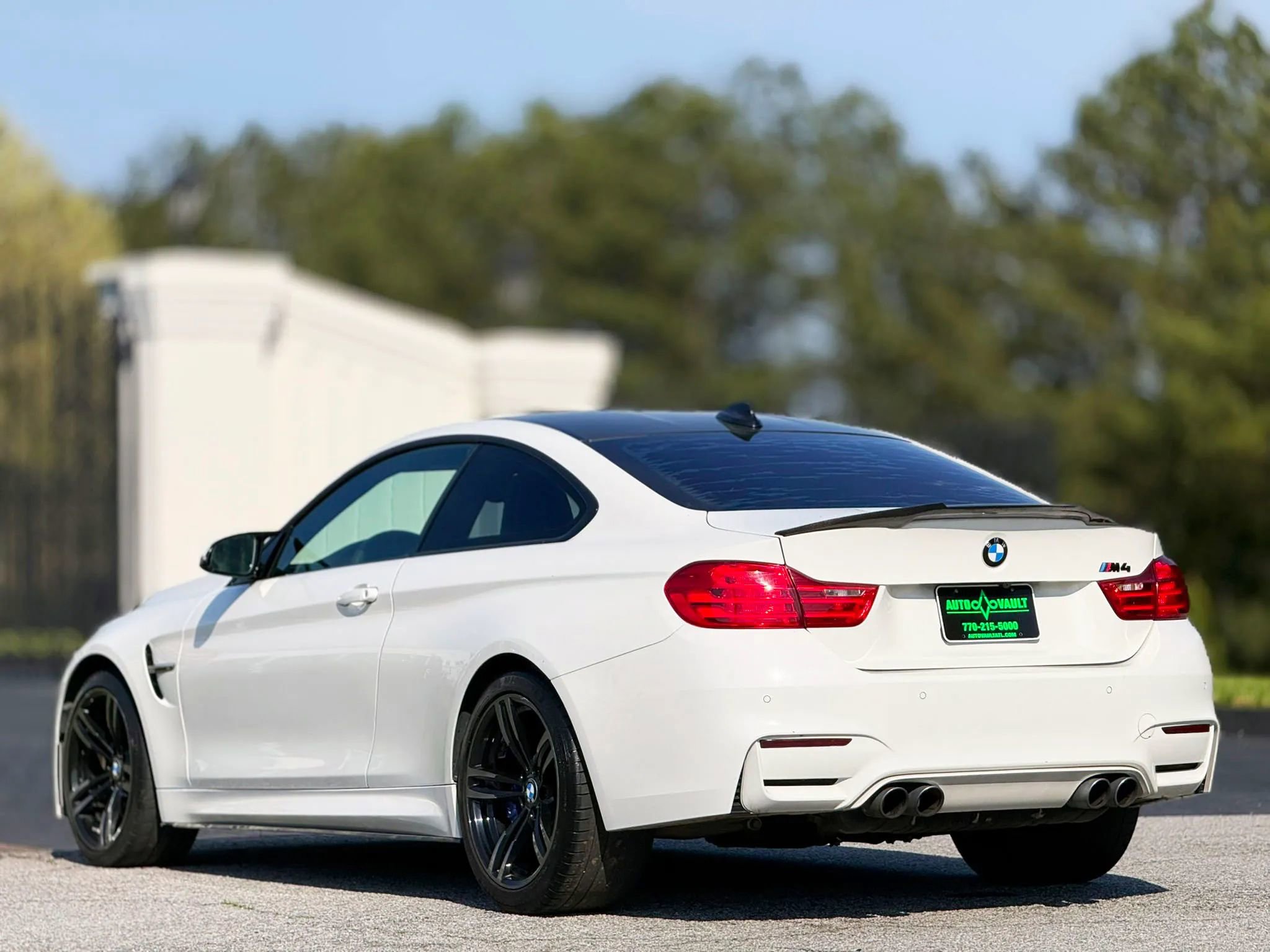 Used 2016 BMW M4 Coupe RWD image 8
