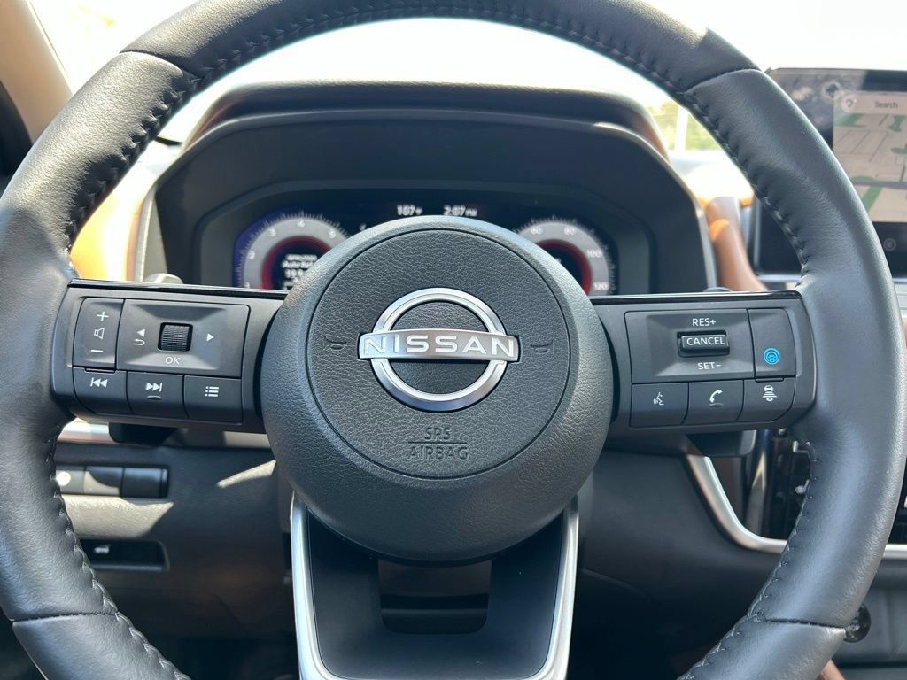 Certified 2024 Nissan Rogue Platinum FWD image 25