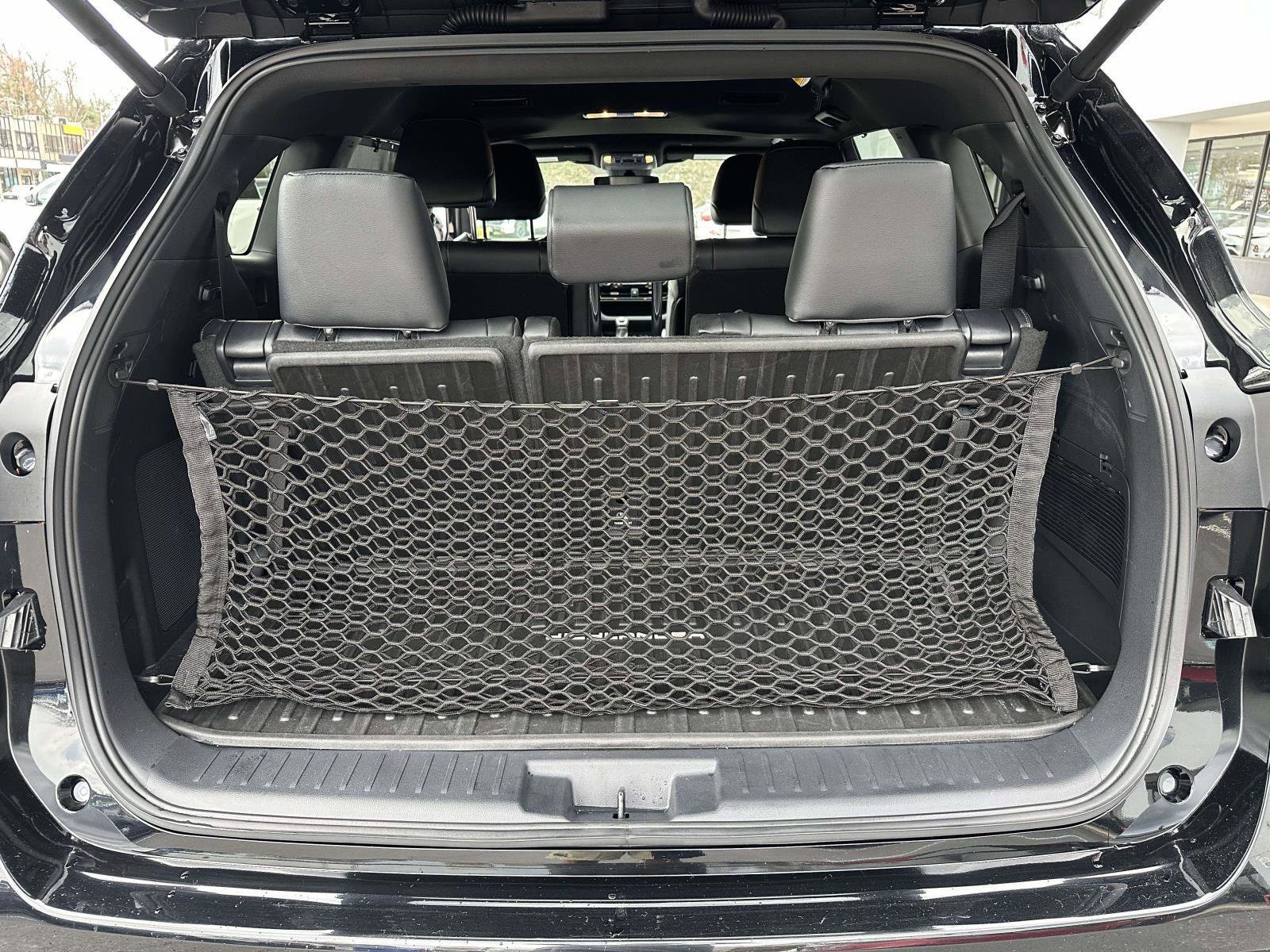 Used 2025 Toyota Highlander XSE image 14