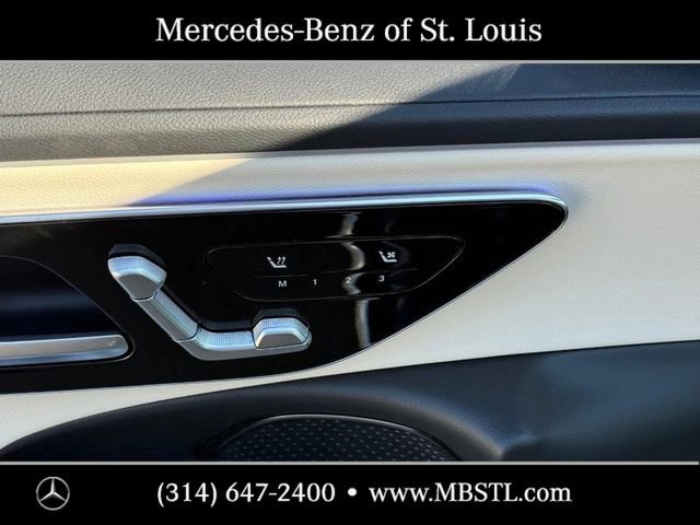 New 2025 Mercedes-Benz E 350 4MATIC Sedan image 12