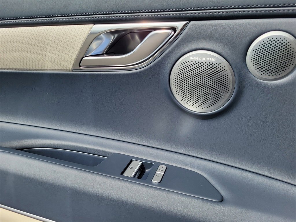 New 2026 Genesis GV80 3.5T Prestige image 12