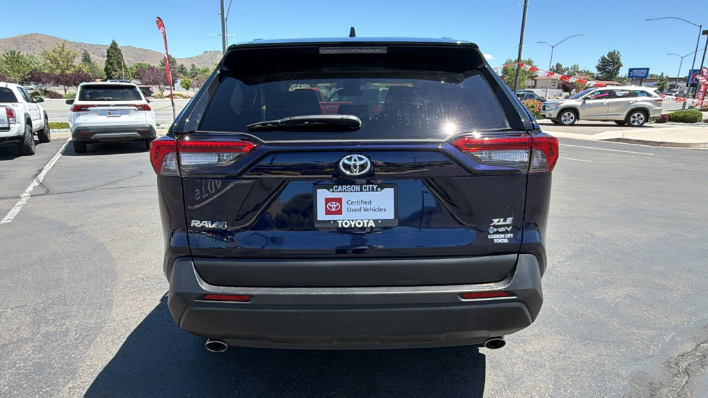 Certified 2025 Toyota RAV4 XLE AWD/4WD image 4