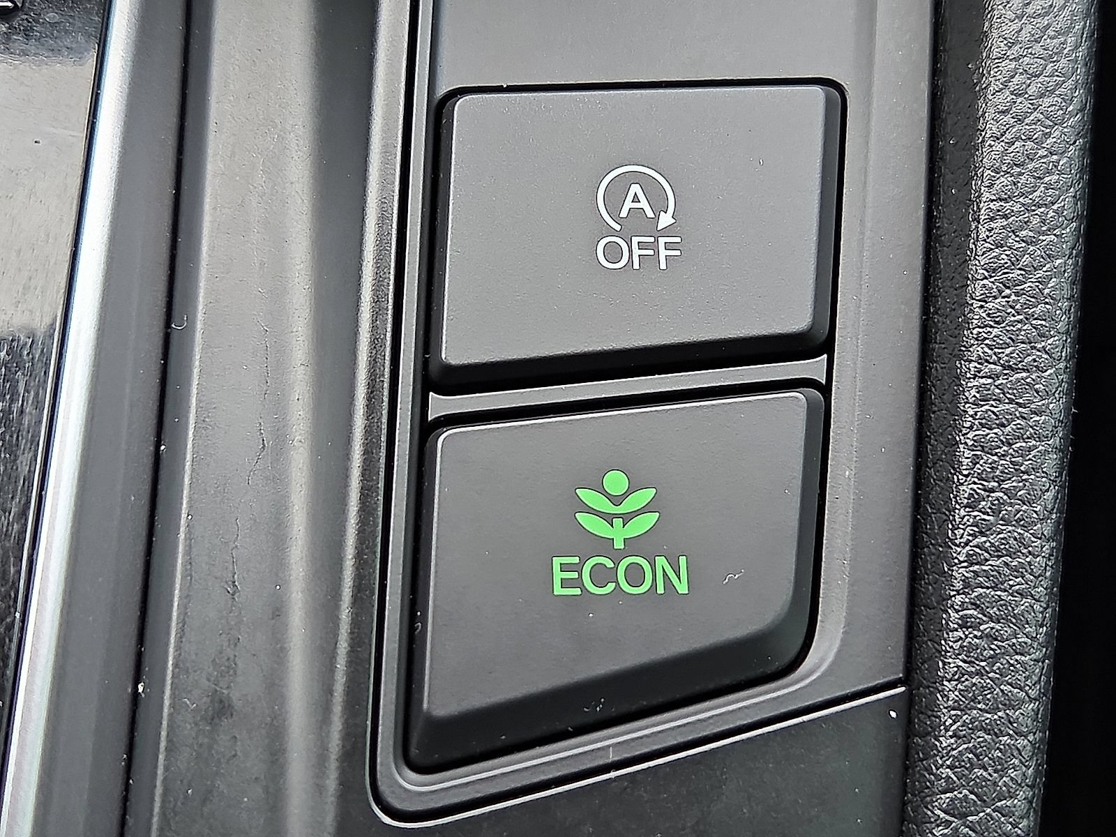 Used 2020 Honda CR-V Touring image 18