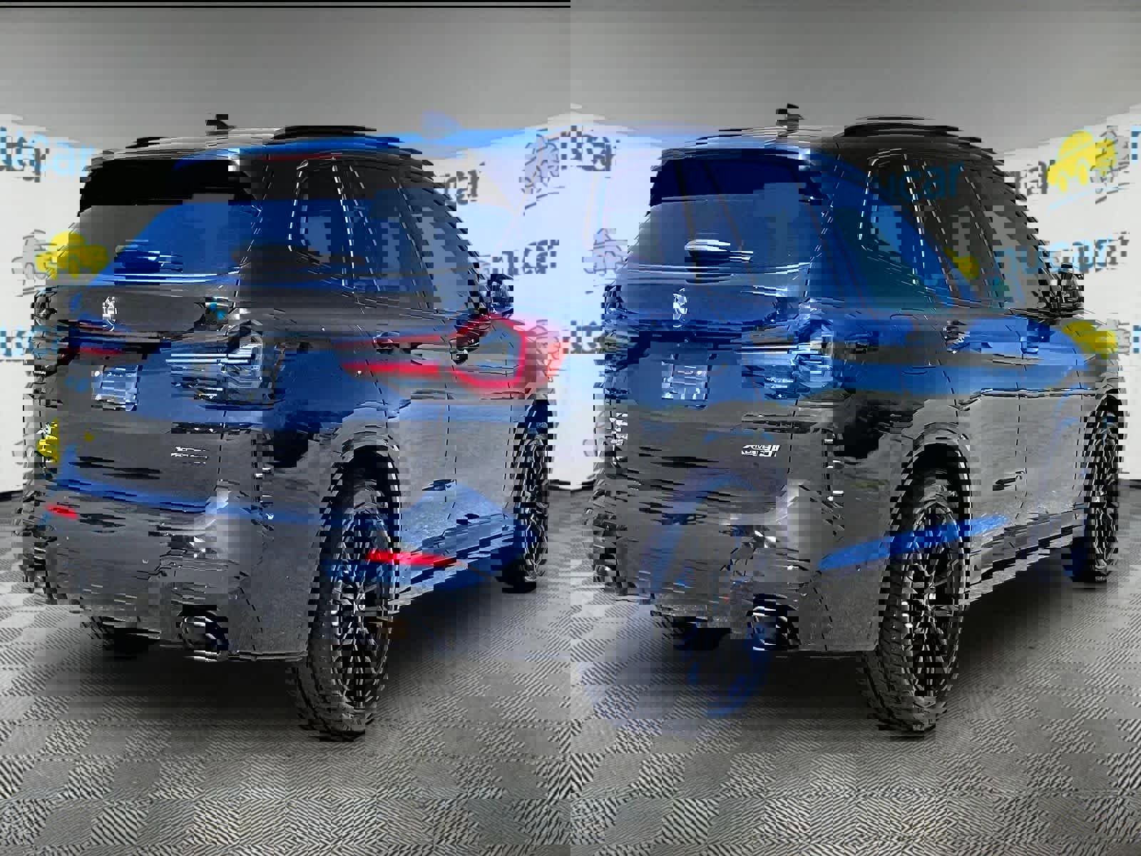 Used 2024 BMW X3 xDrive30i w/ Premium Package AWD/4WD image 6