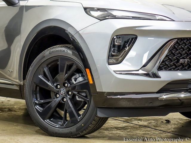 New 2025 Buick Envision Sport Touring image 3