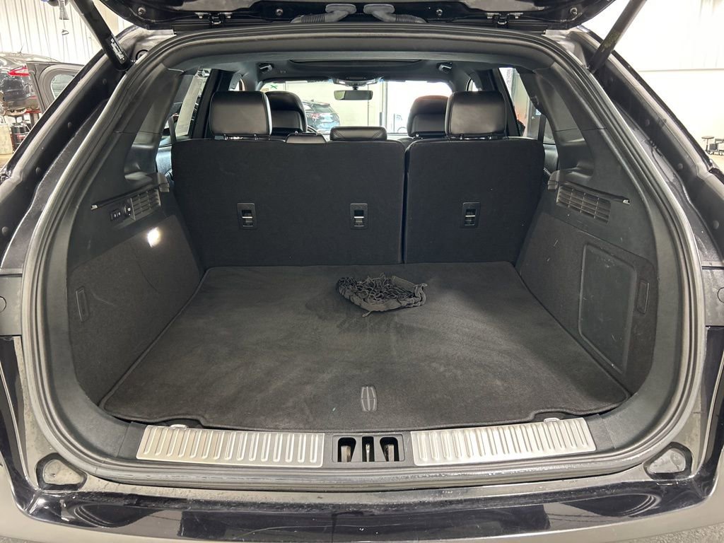 Used 2019 Lincoln Nautilus Select image 28