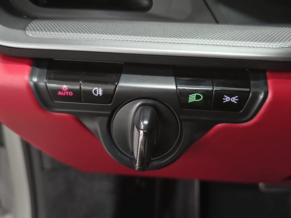 Certified 2021 Porsche 911 AWD/4WD image 22