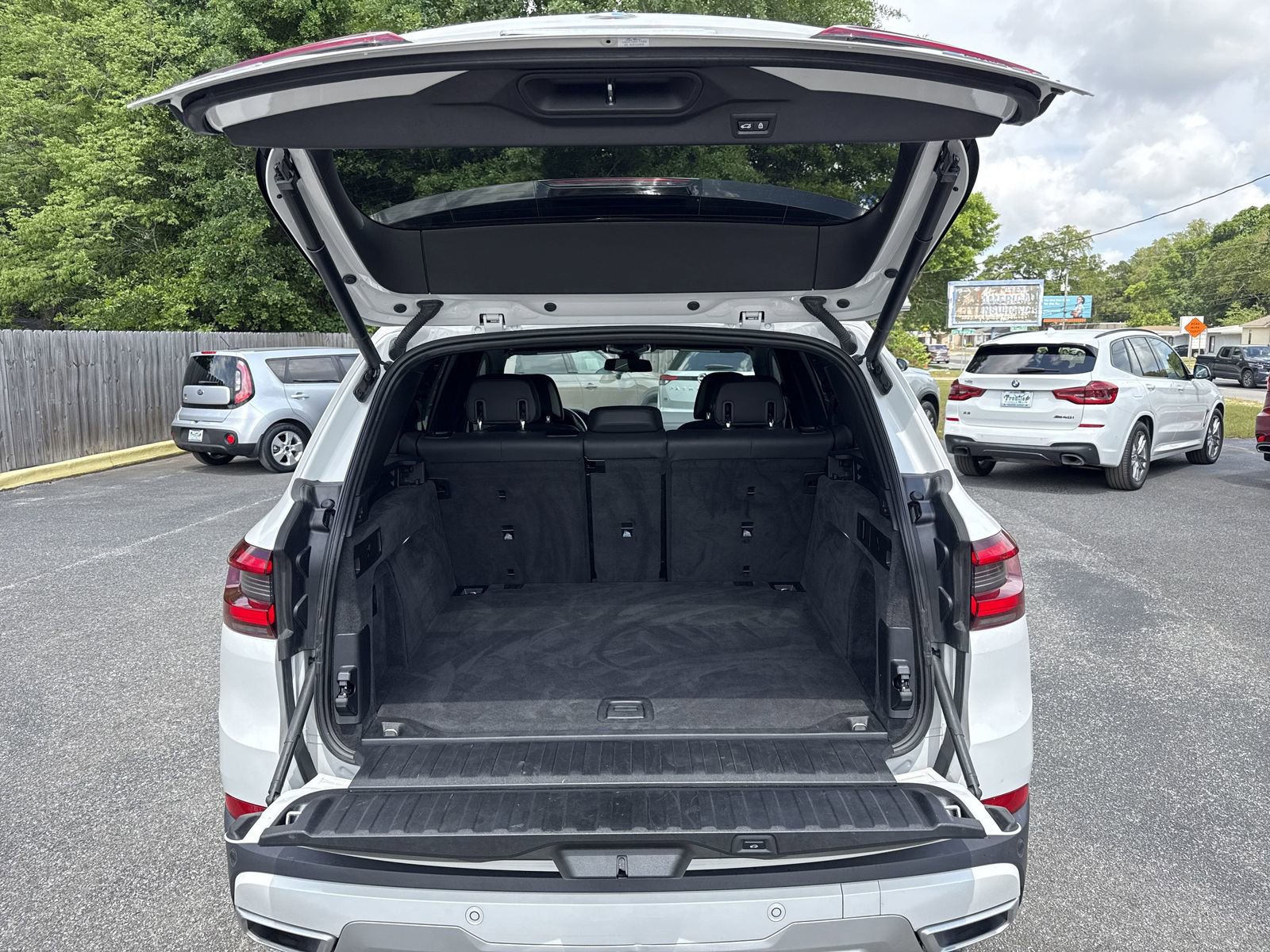 Used 2022 BMW X5 sDrive40i w/ Premium Package image 36