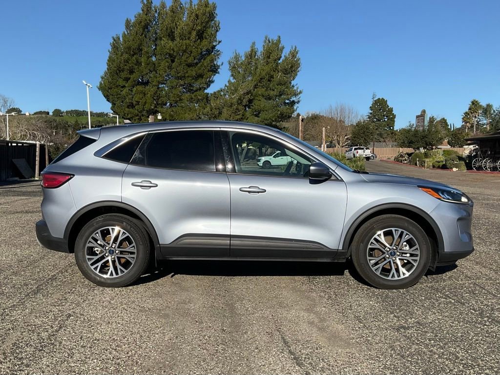 Certified 2022 Ford Escape SEL w/ Technology Package image 7