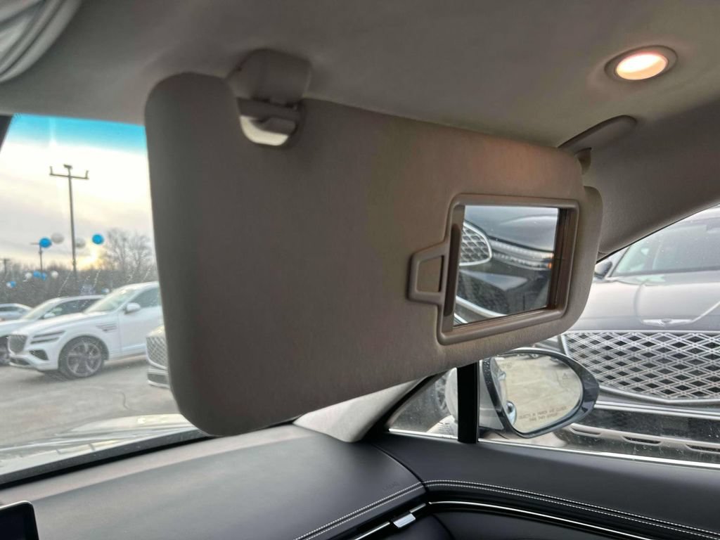 New 2025 Genesis Electrified GV70 w/ Prestige Package AWD/4WD image 21