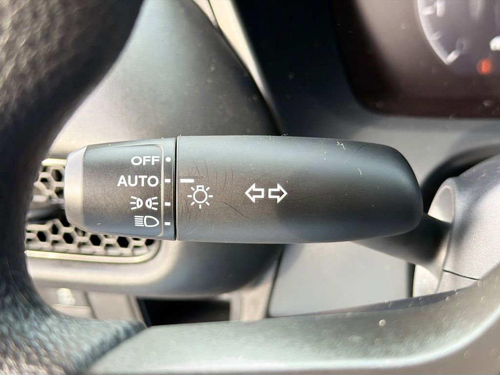 Used 2025 Honda HR-V LX image 20