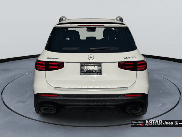 Used 2026 Mercedes-Benz GLB 35 AMG 4MATIC image 6