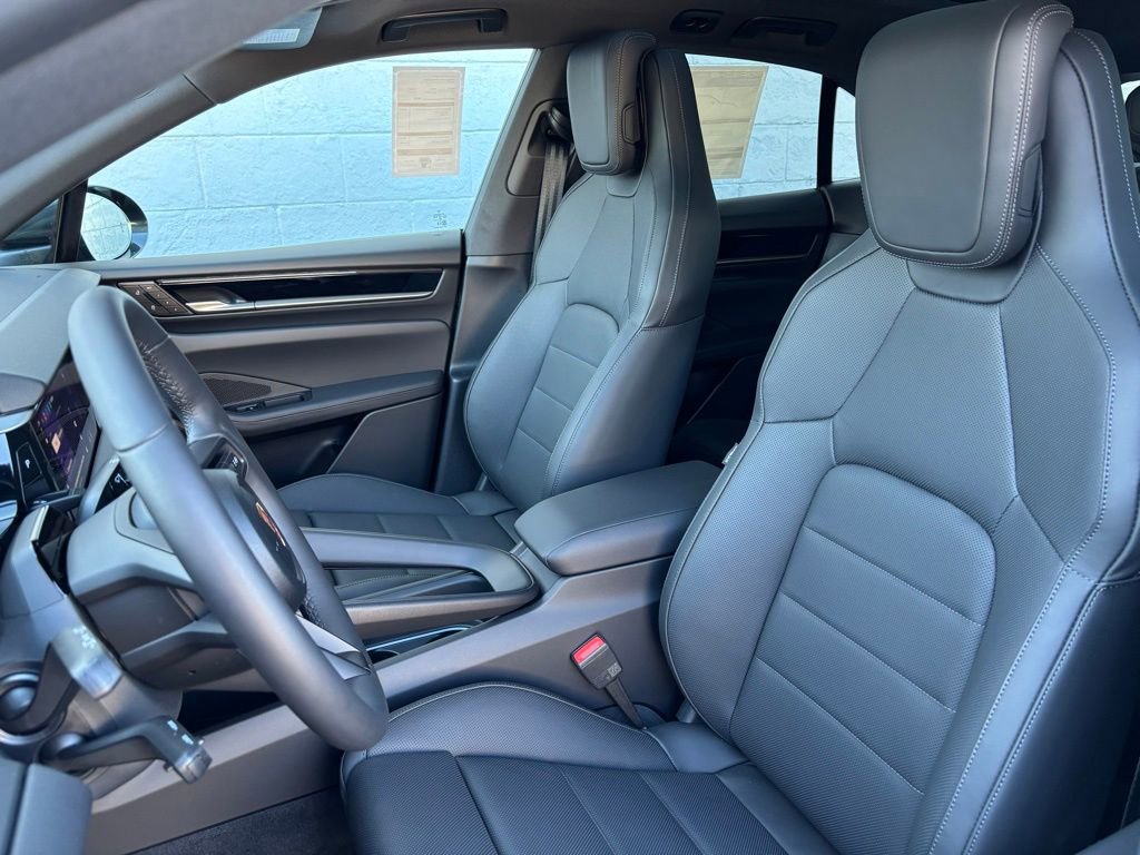 New 2026 Porsche Macan 4 Electric image 5