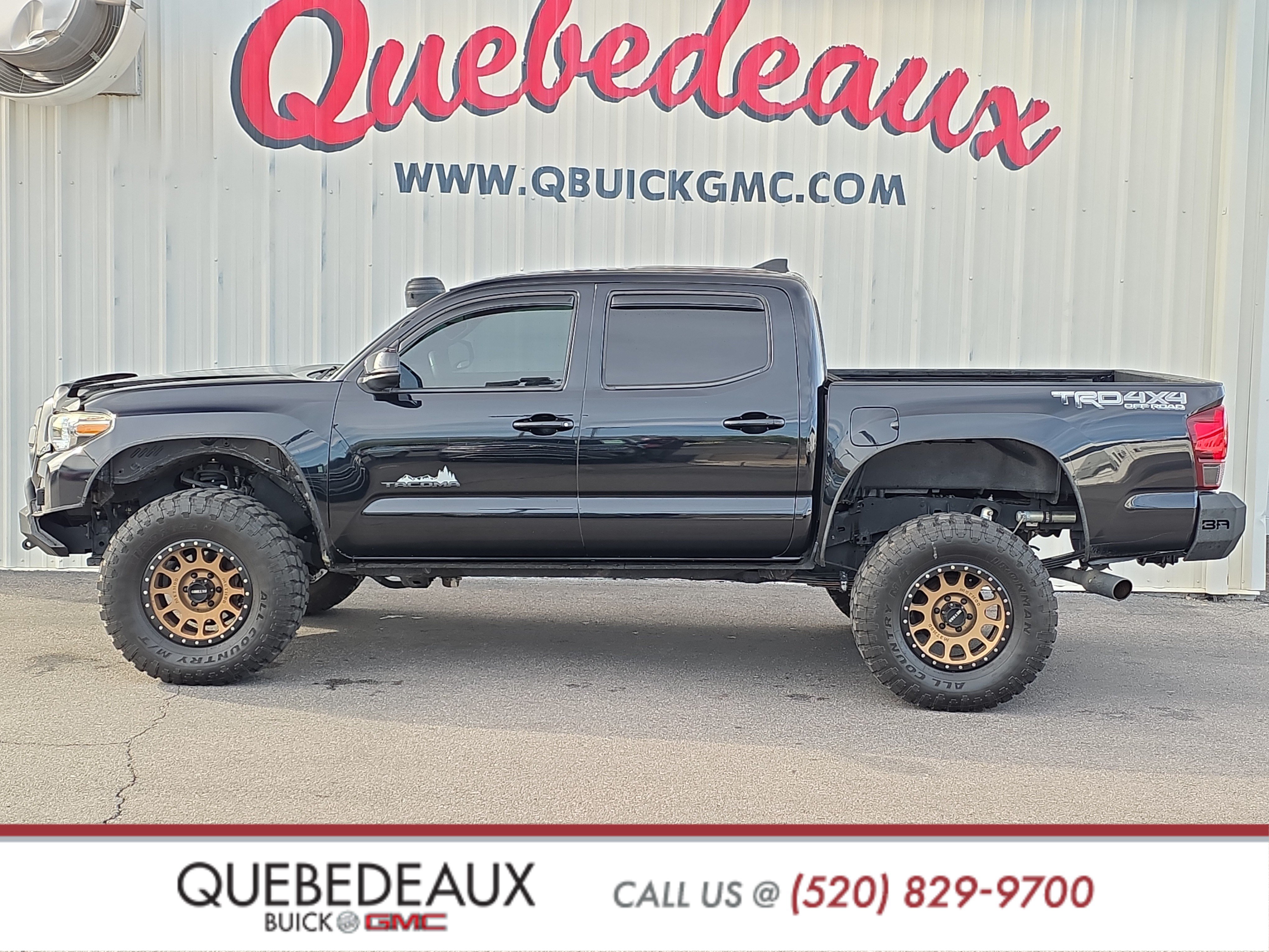 Used 2019 Toyota Tacoma TRD Off-Road AWD/4WD image 5