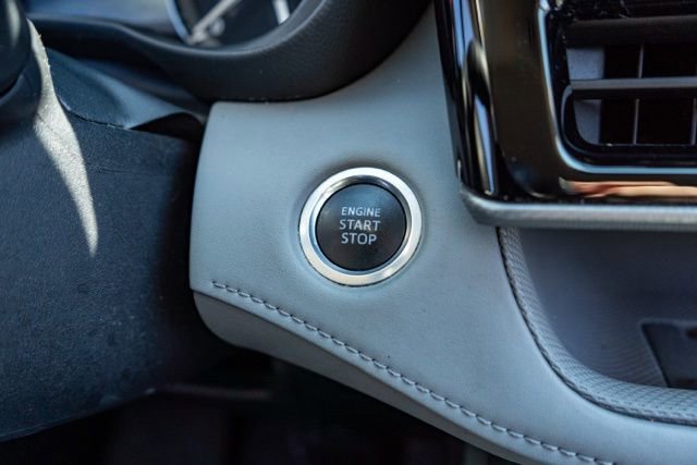 Used 2021 Toyota Highlander Platinum image 22