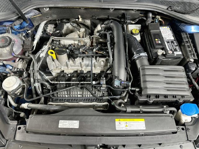Used 2021 Volkswagen Golf 4-Door FWD image 22