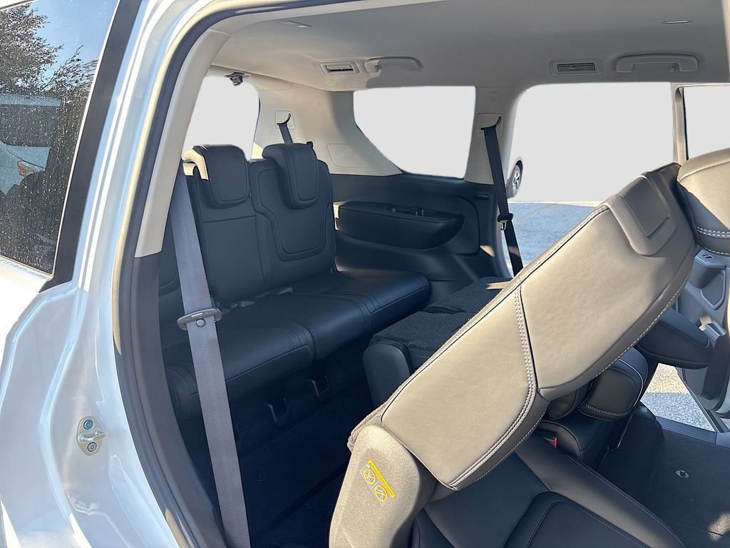 New 2026 Nissan Armada SV AWD/4WD image 30