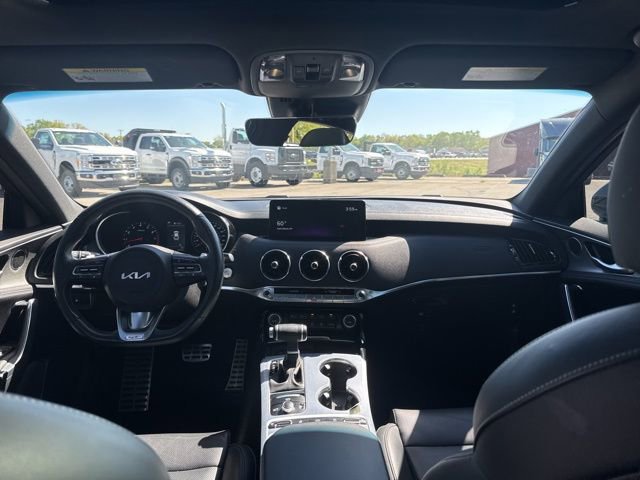 Used 2022 Kia Stinger GT1 image 29