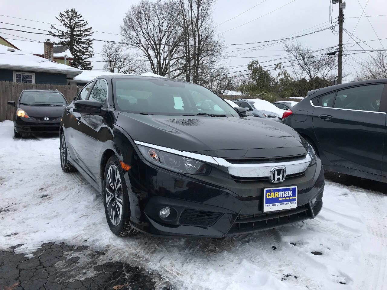 Used 2017 Honda Civic EX-T image 2