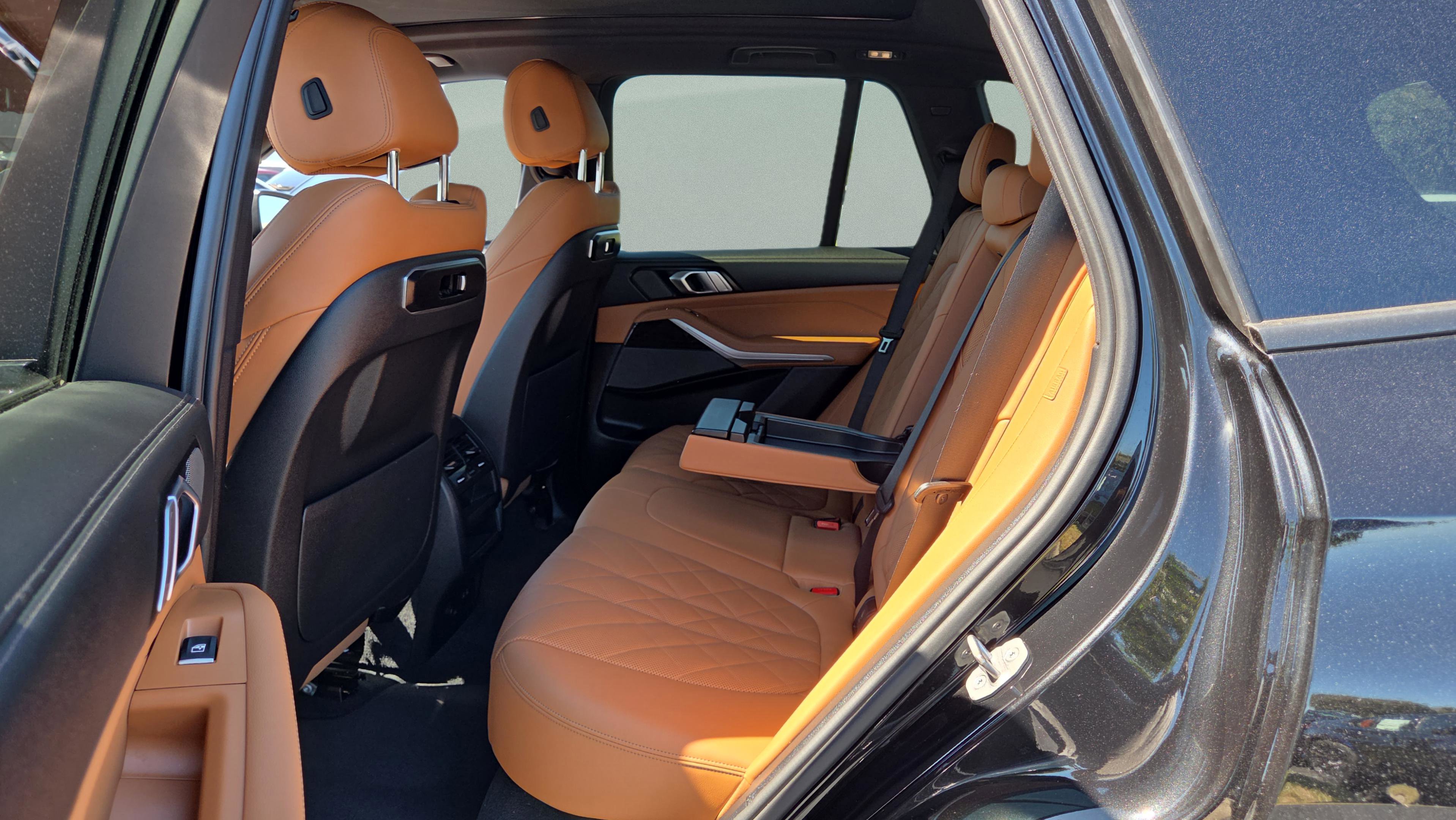 Certified 2024 BMW X5 xDrive40i w/ Premium Package image 12