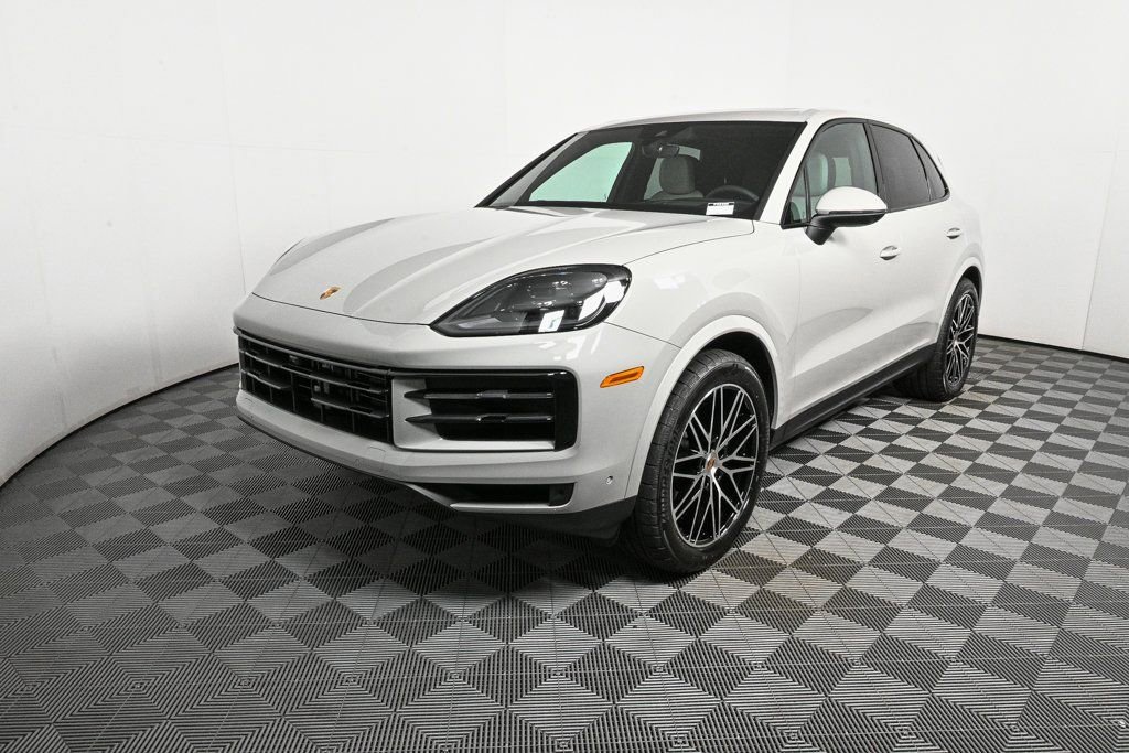New 2026 Porsche Cayenne image 1