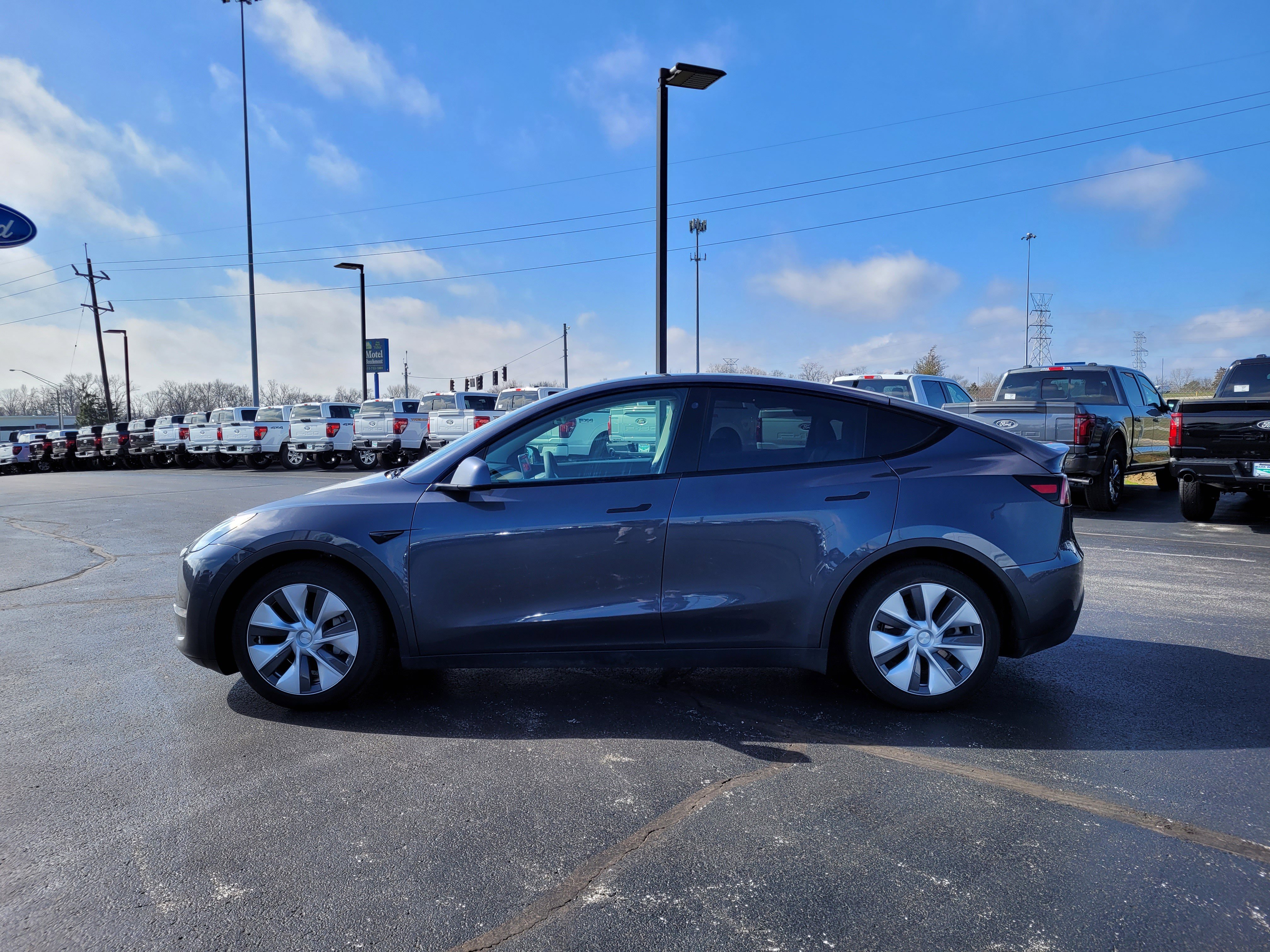 Used 2021 Tesla Model Y Long Range image 7