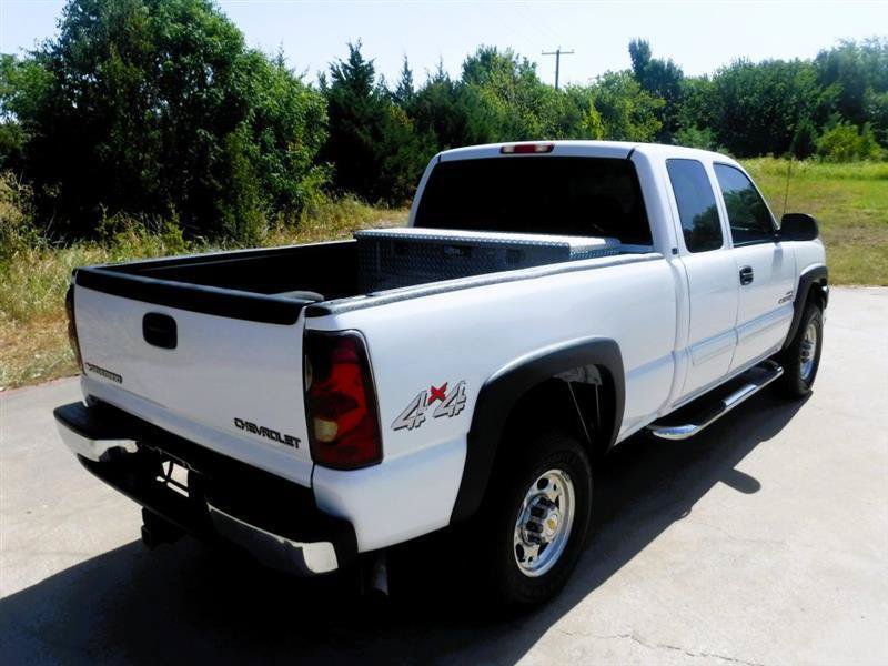 Used 2003 Chevrolet Silverado 2500 LS w/ Skid Plate Package AWD/4WD image 7
