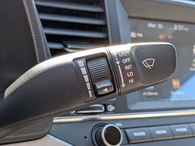 Used 2018 Hyundai Elantra SEL image 11