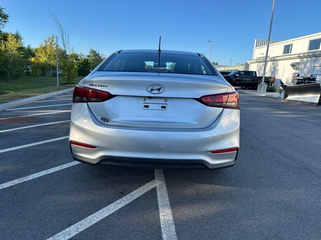 Used 2020 Hyundai Accent SE FWD image 4