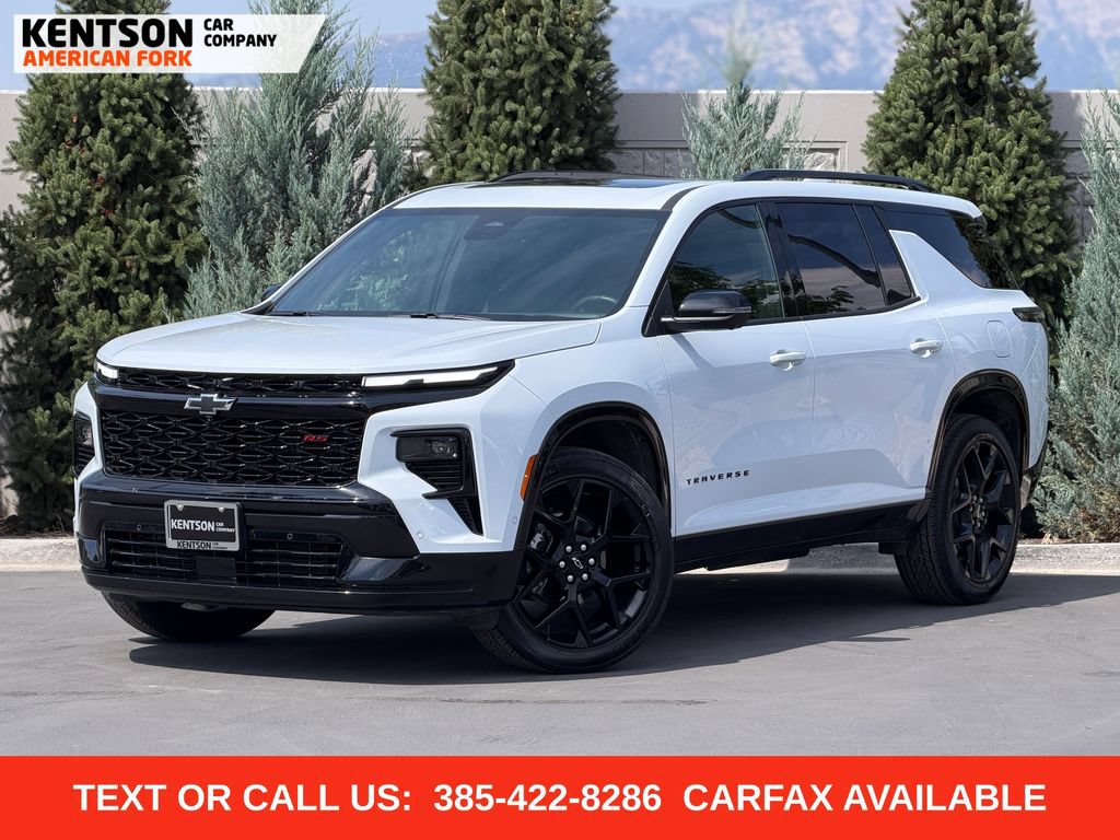 Used 2026 Chevrolet Traverse RS AWD/4WD image 1