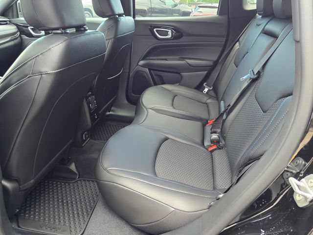 New 2026 Jeep Compass Latitude AWD/4WD image 28