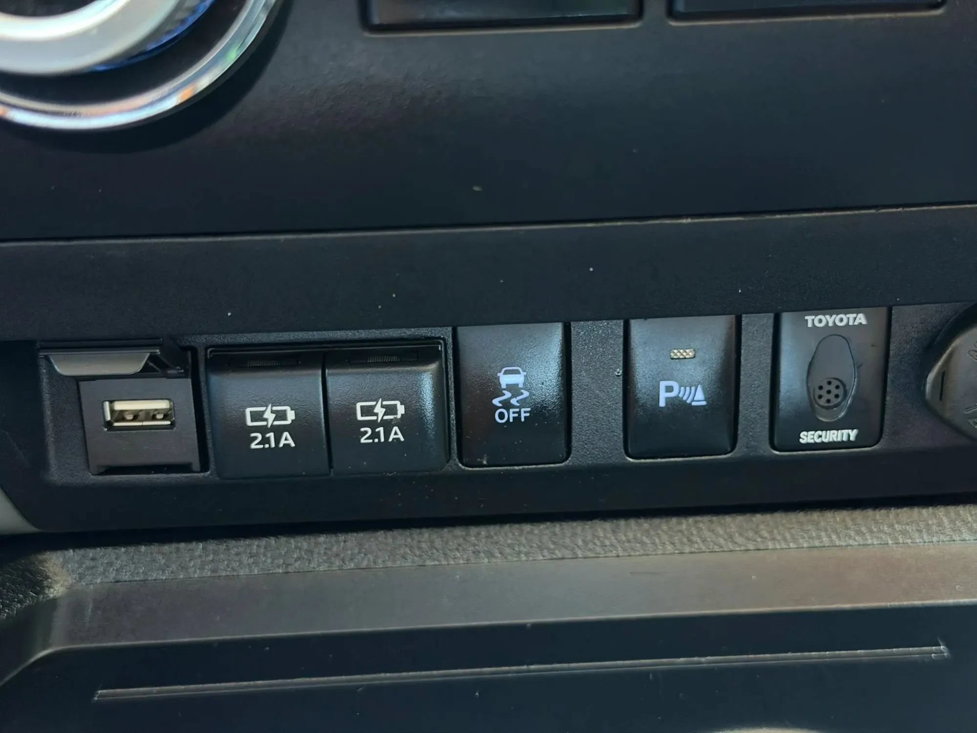 Used 2021 Toyota Tundra 1794 Edition w/ TRD Off-Road Package AWD/4WD image 34