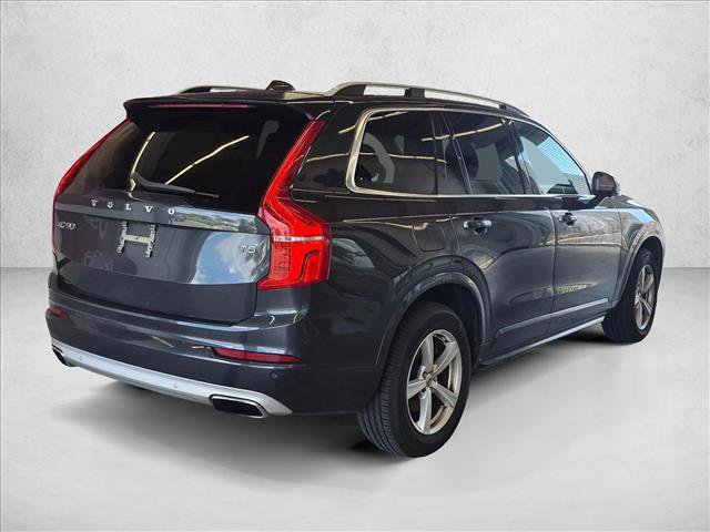 Used 2017 Volvo XC90 T5 Momentum w/ Vision Package FWD image 5