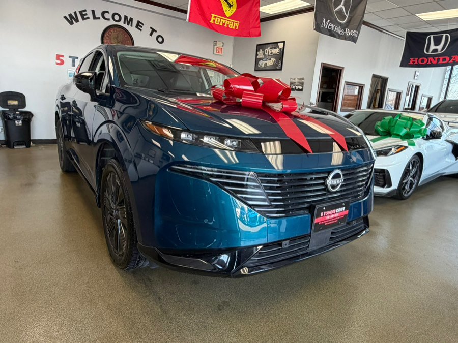 Used 2025 Nissan Murano Platinum w/ Cargo Package image 2