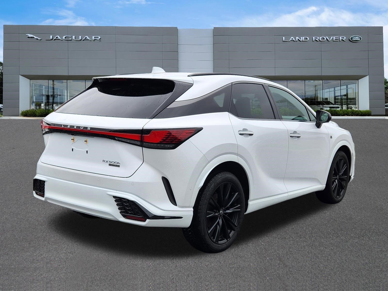 Used 2023 Lexus RX 500h F Sport w/ Accessory Package (2T) AWD/4WD image 4