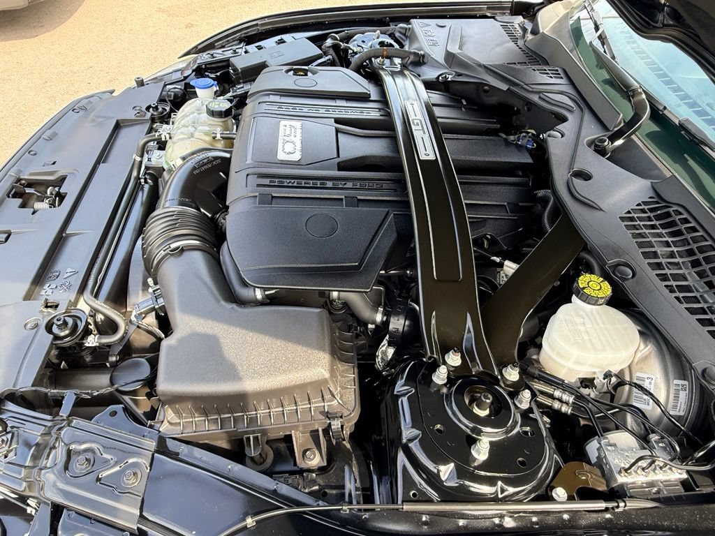 Used 2021 Ford Mustang GT Premium w/ GT Performance Package RWD image 33