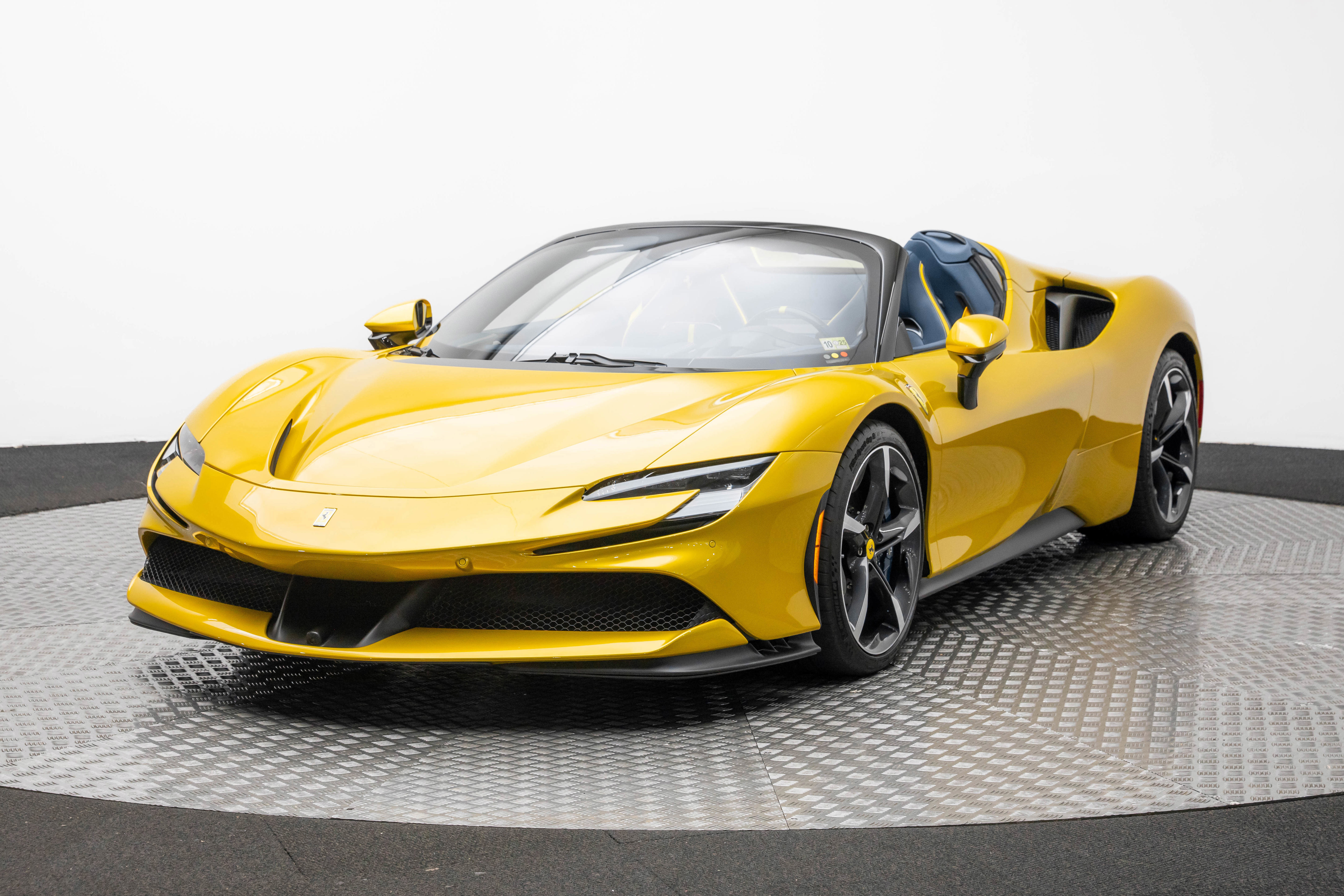 Certified 2024 Ferrari SF90 Spider image 1