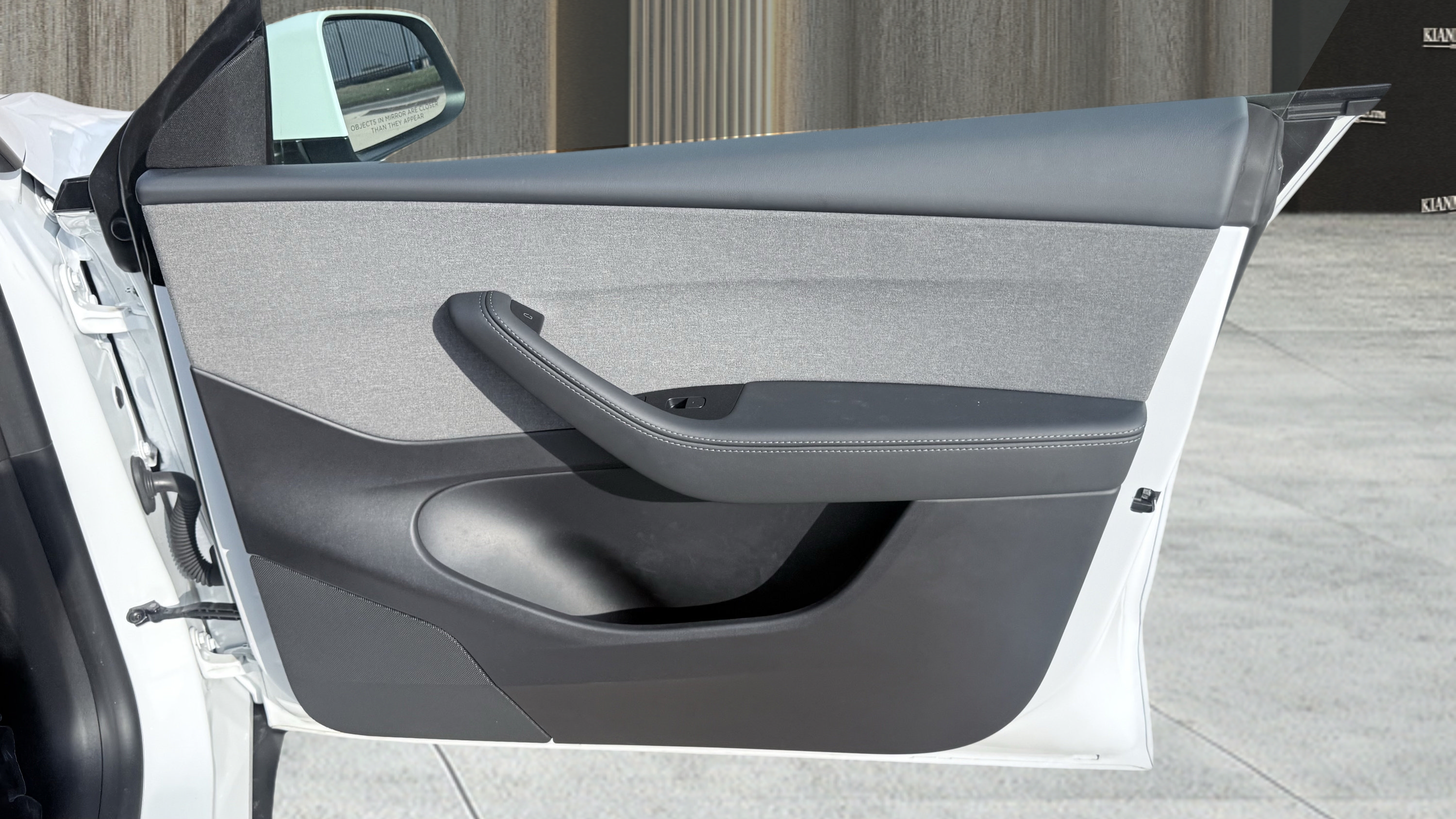 Used 2026 Tesla Model Y 2WD image 34