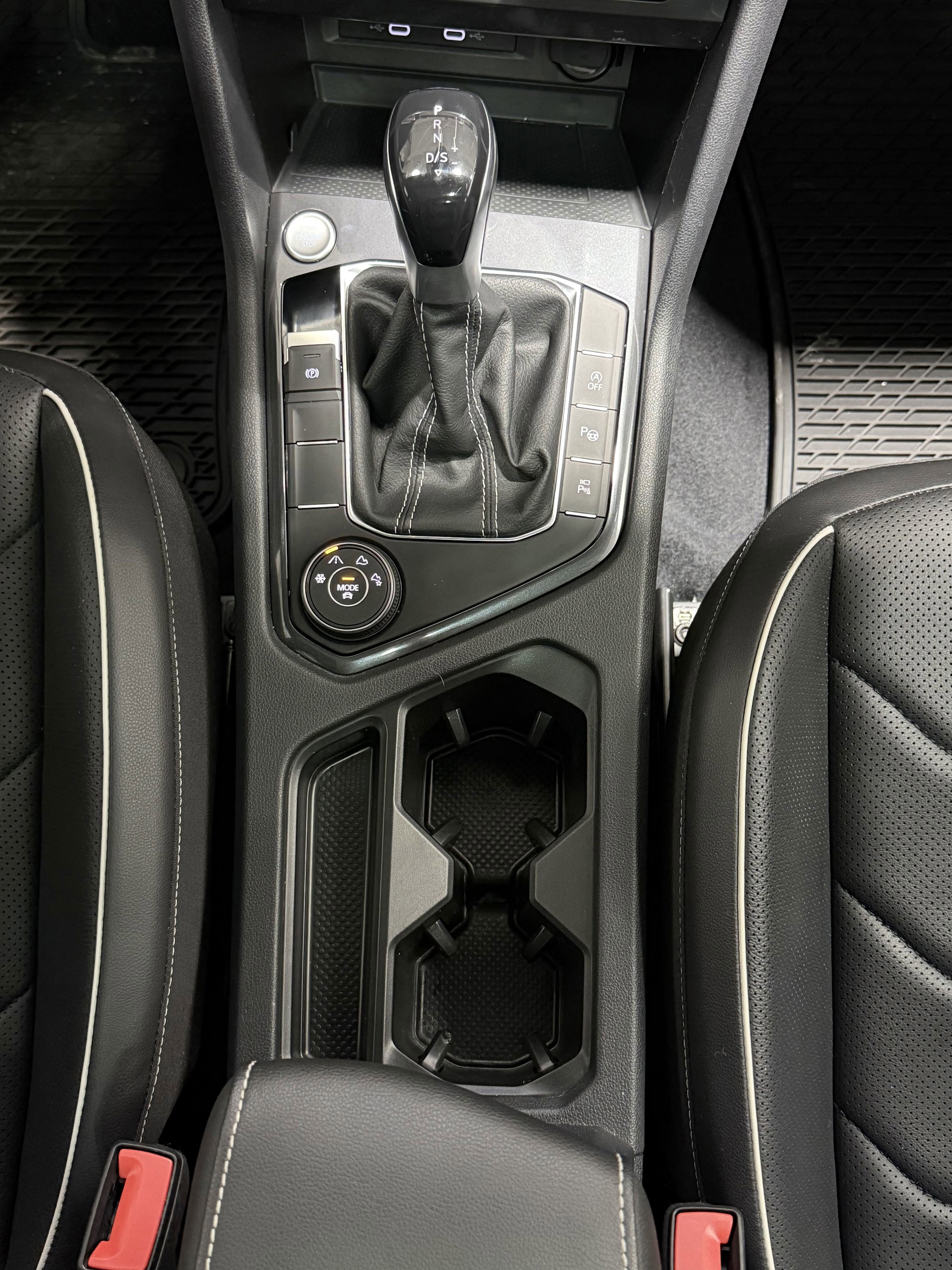 Used 2022 Volkswagen Tiguan SEL R-Line image 17