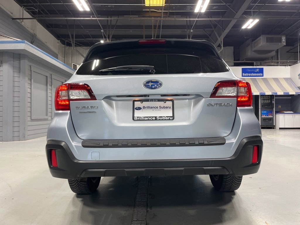 Used 2018 Subaru Outback 2.5i Limited w/ Popular Package #2 AWD/4WD image 6