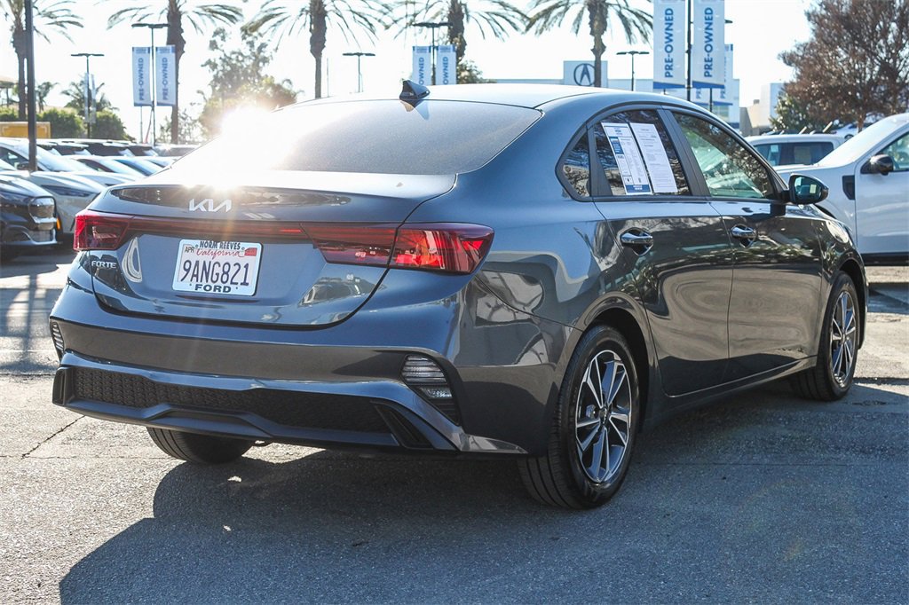 Used 2022 Kia Forte LXS w/ LXS Technology Package image 7